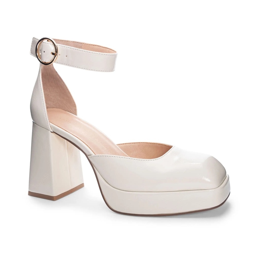 Chinese Laundry Oaklen Heels